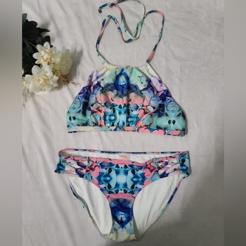 6 shore road bikini set